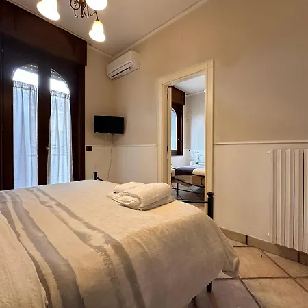 Palazzo Excelsus Affittacamere 4*