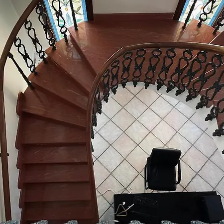 Palazzo Excelsus Guest house *