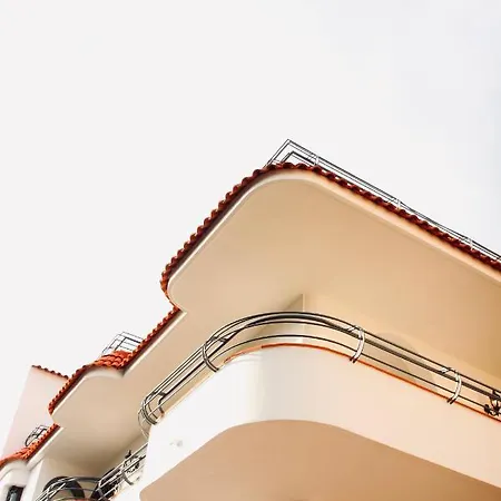 Palazzo Excelsus Guest house *