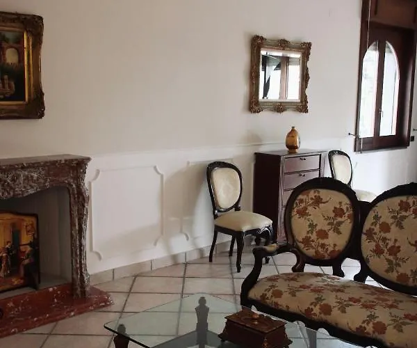 Palazzo Excelsus بيت ضيافة 4*