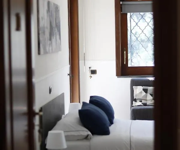 Palazzo Excelsus 招待所 Terzigno