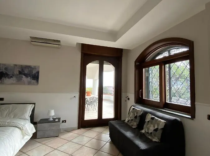 بيت ضيافة Palazzo Excelsus 4*